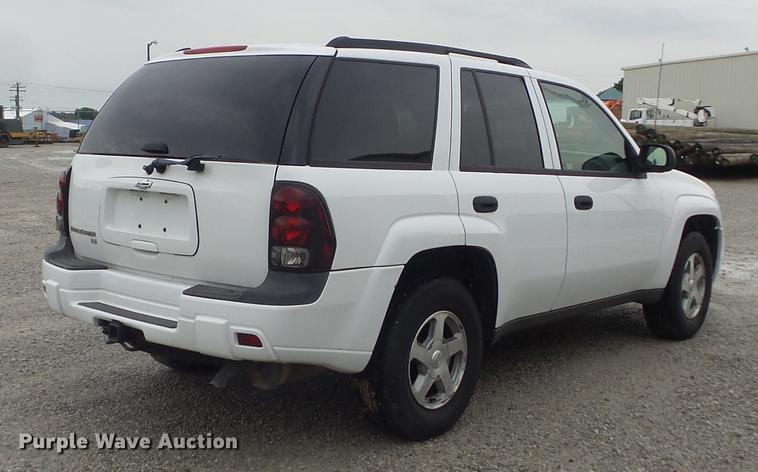 image for item DD7203 2005 Chevrolet TrailBlazer LS SUV