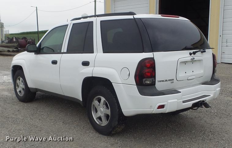 image for item DD7203 2005 Chevrolet TrailBlazer LS SUV
