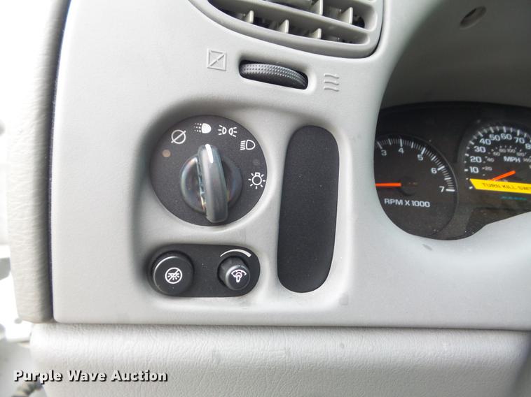 image for item DD7203 2005 Chevrolet TrailBlazer LS SUV