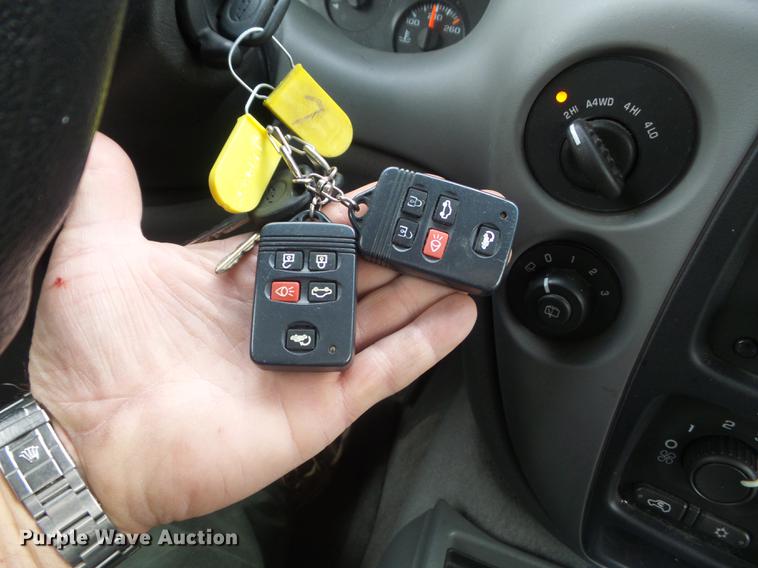 image for item DD7203 2005 Chevrolet TrailBlazer LS SUV