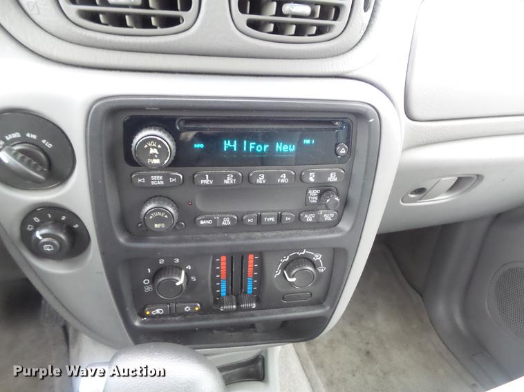 image for item DD7203 2005 Chevrolet TrailBlazer LS SUV