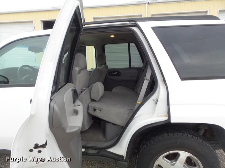 image for item DD7203 2005 Chevrolet TrailBlazer LS SUV