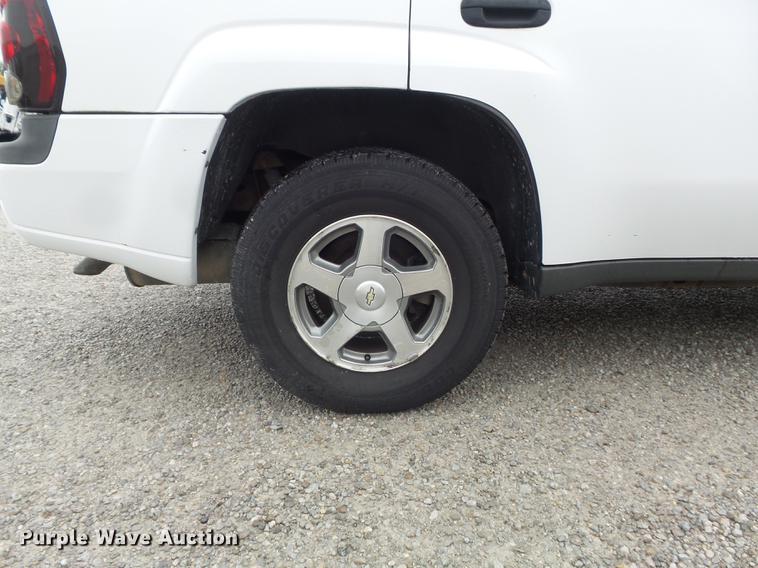 image for item DD7203 2005 Chevrolet TrailBlazer LS SUV