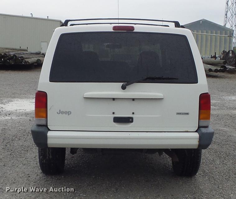 image for item DD7204 2001 Jeep Cherokee Sport SUV