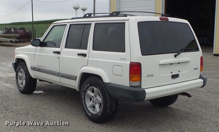 image for item DD7204 2001 Jeep Cherokee Sport SUV