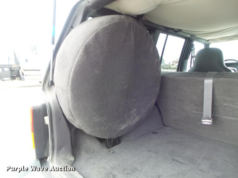 image for item DD7204 2001 Jeep Cherokee Sport SUV