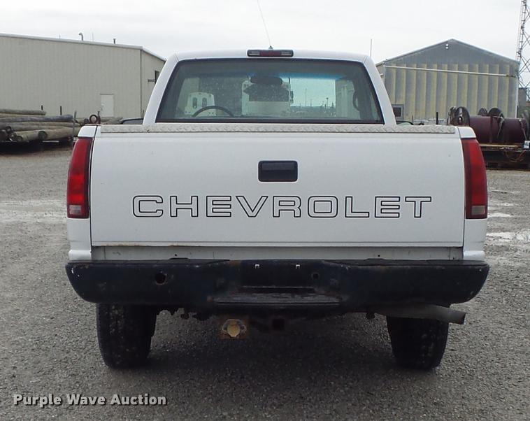 image for item DD7205 1998 Chevrolet Cheyenne 3500 pickup truck