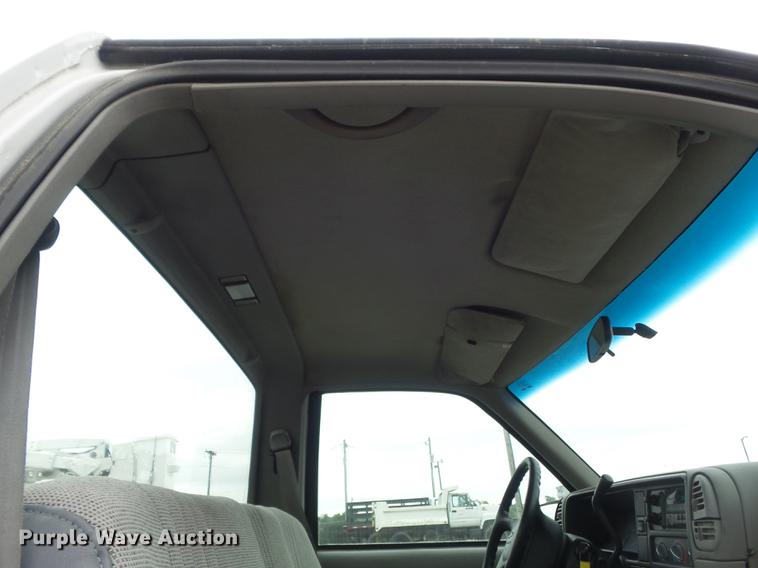 image for item DD7205 1998 Chevrolet Cheyenne 3500 pickup truck