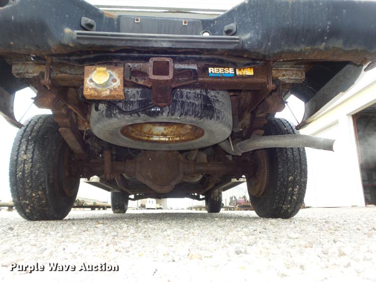 image for item DD7205 1998 Chevrolet Cheyenne 3500 pickup truck