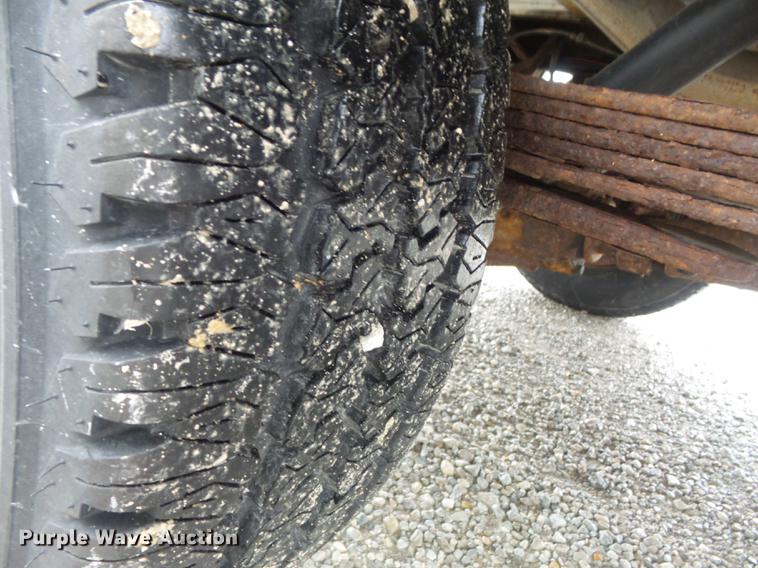 image for item DD7205 1998 Chevrolet Cheyenne 3500 pickup truck