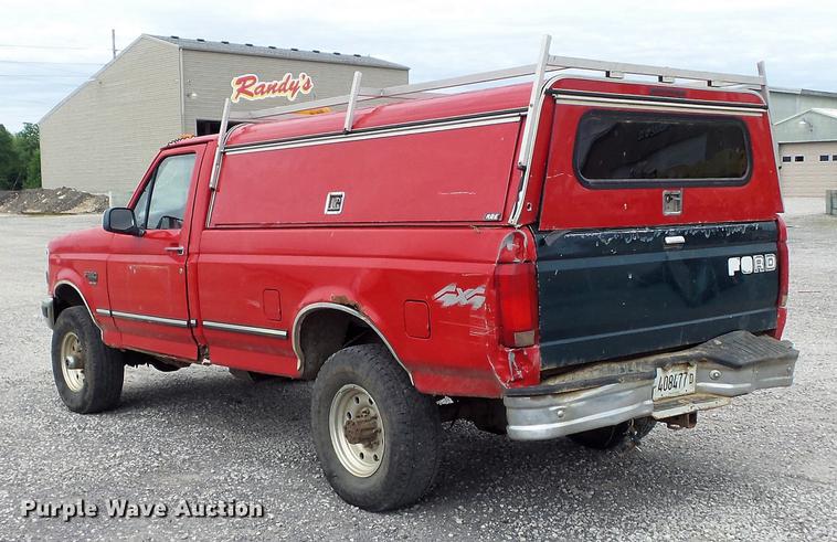 image for item DD7207 1997 Ford F250 HD XLT pickup truck