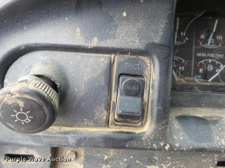 image for item DD7207 1997 Ford F250 HD XLT pickup truck