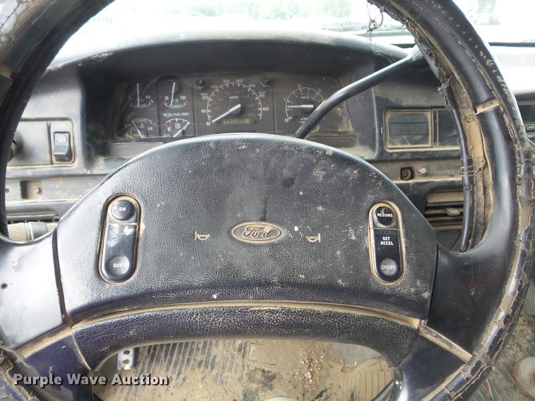image for item DD7207 1997 Ford F250 HD XLT pickup truck