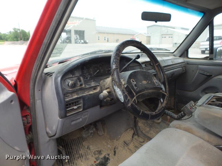 image for item DD7207 1997 Ford F250 HD XLT pickup truck