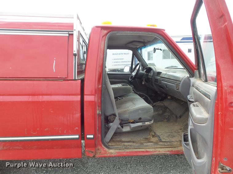 image for item DD7207 1997 Ford F250 HD XLT pickup truck