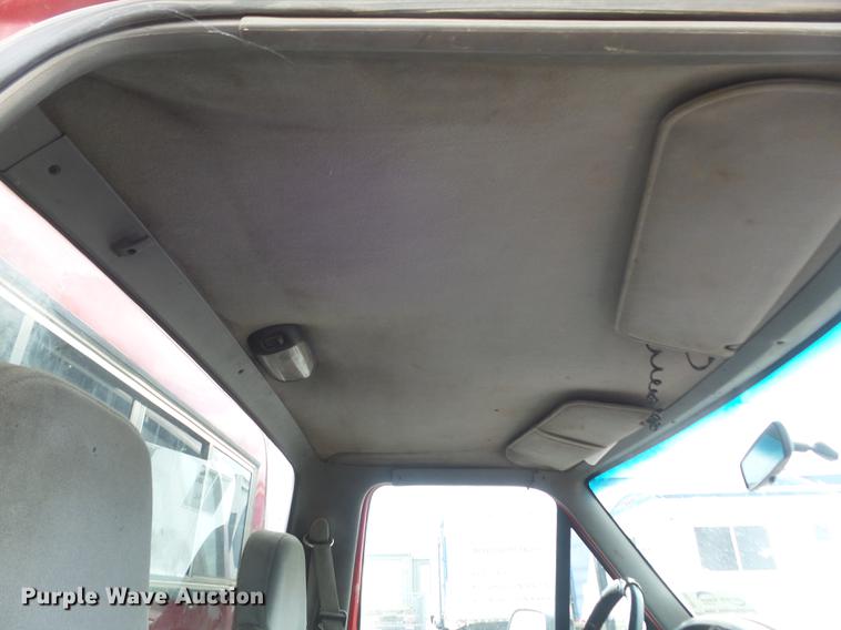 image for item DD7207 1997 Ford F250 HD XLT pickup truck