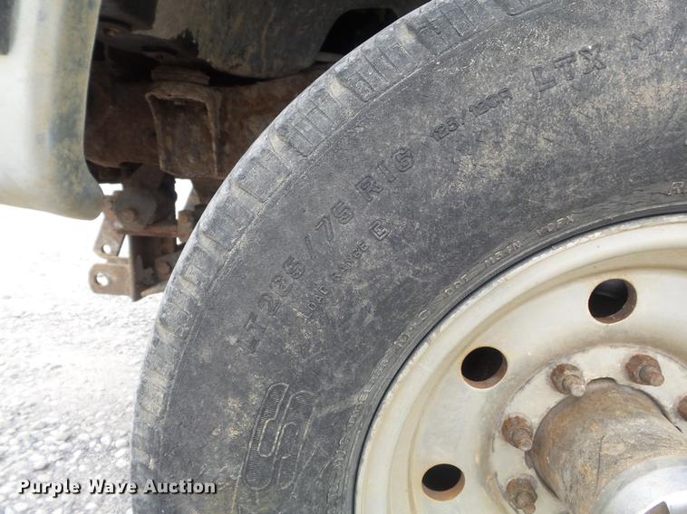 image for item DD7207 1997 Ford F250 HD XLT pickup truck