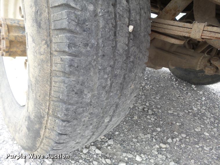 image for item DD7207 1997 Ford F250 HD XLT pickup truck