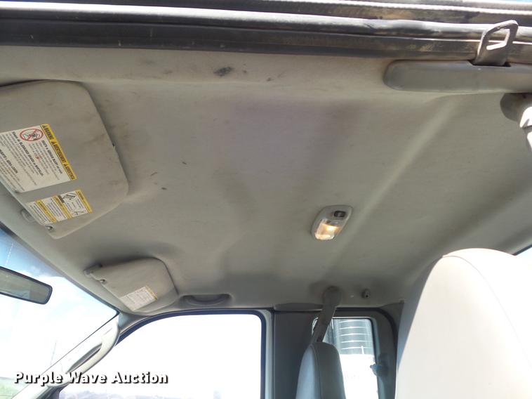 image for item DD7213 2005 Ford F250 Super Duty XL SuperCab pickup truck