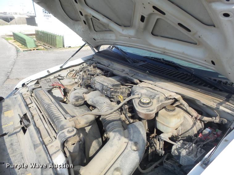 image for item DD7213 2005 Ford F250 Super Duty XL SuperCab pickup truck