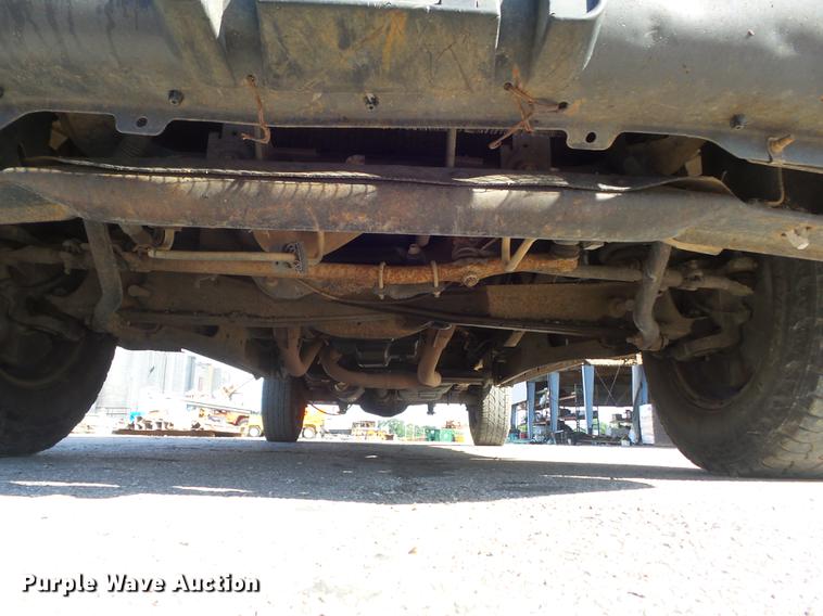 image for item DD7213 2005 Ford F250 Super Duty XL SuperCab pickup truck