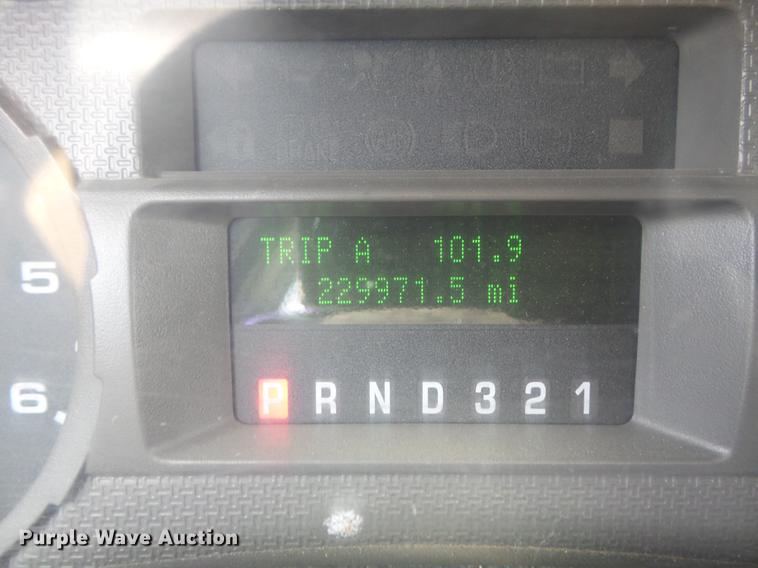 image for item DD7214 2008 Ford F250 Super Duty XL pickup truck