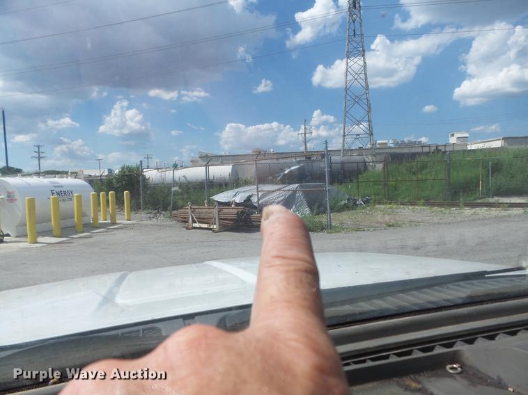 image for item DD7214 2008 Ford F250 Super Duty XL pickup truck