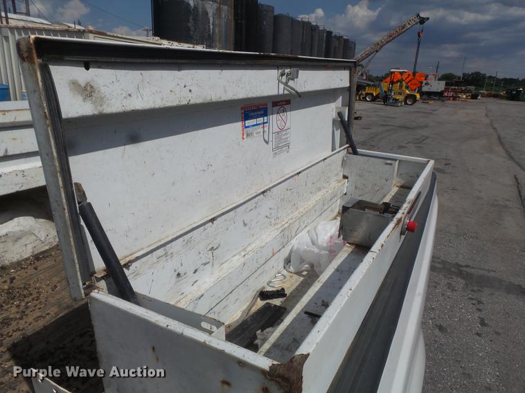 image for item DD7214 2008 Ford F250 Super Duty XL pickup truck