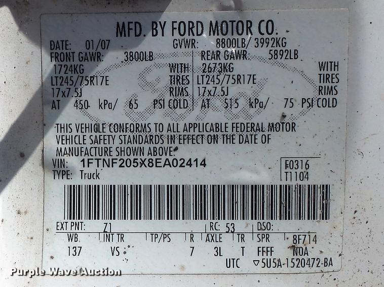 image for item DD7214 2008 Ford F250 Super Duty XL pickup truck