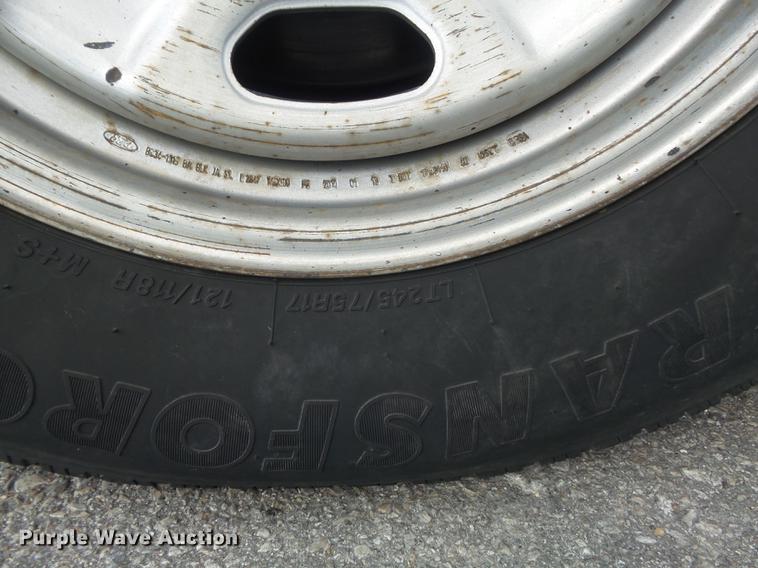 image for item DD7215 2011 Ford F250 Super Duty XL SuperCab pickup truck