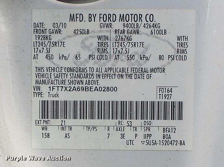 image for item DD7215 2011 Ford F250 Super Duty XL SuperCab pickup truck