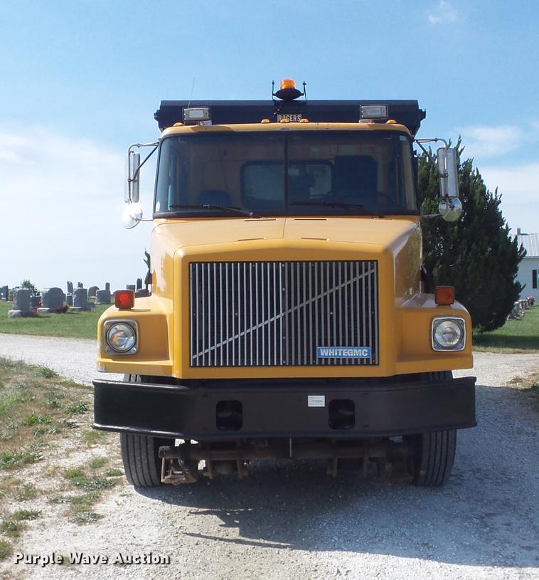image for item DD7229 1994 White Gmc WG dump truck