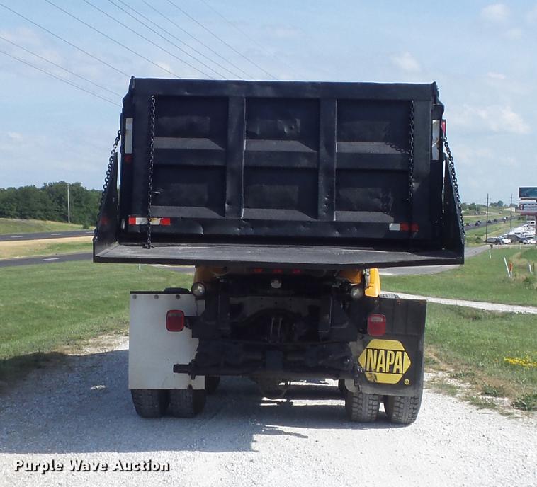 image for item DD7229 1994 White Gmc WG dump truck