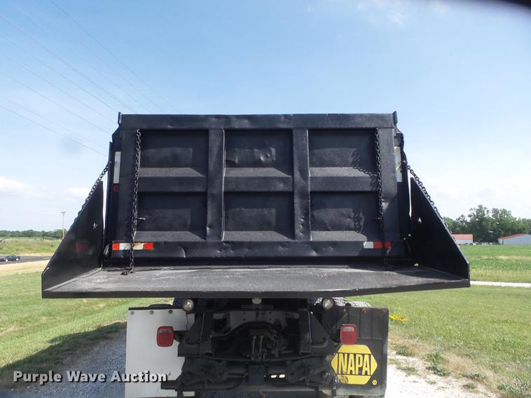 image for item DD7229 1994 White Gmc WG dump truck