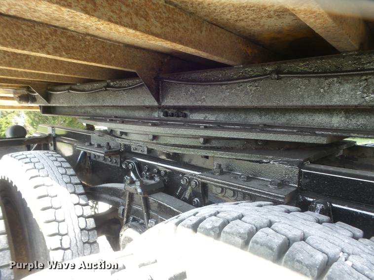 image for item DD7229 1994 White Gmc WG dump truck