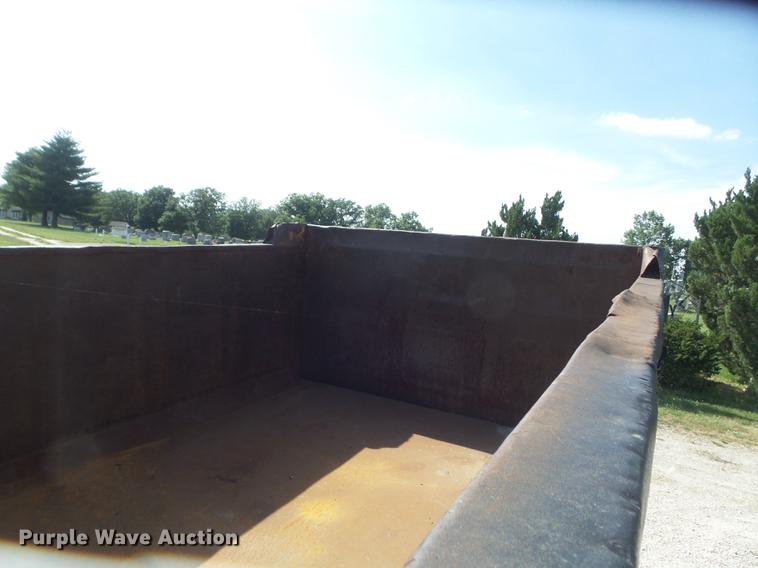 image for item DD7229 1994 White Gmc WG dump truck