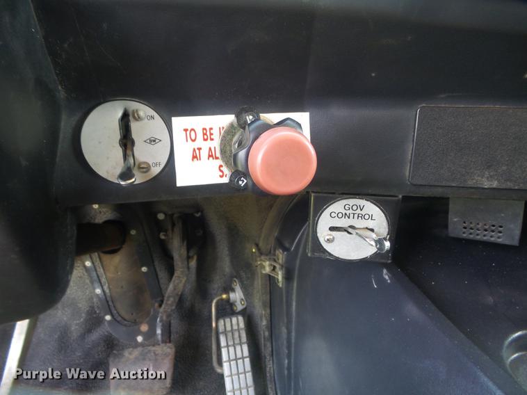 image for item DD7229 1994 White Gmc WG dump truck