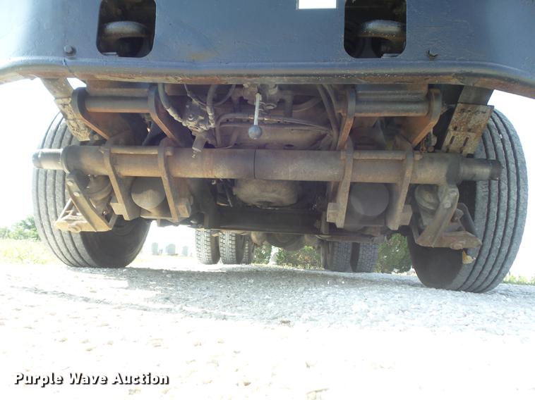 image for item DD7229 1994 White Gmc WG dump truck