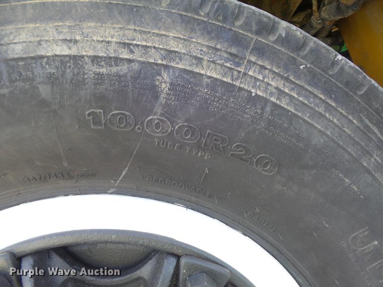 image for item DD7229 1994 White Gmc WG dump truck