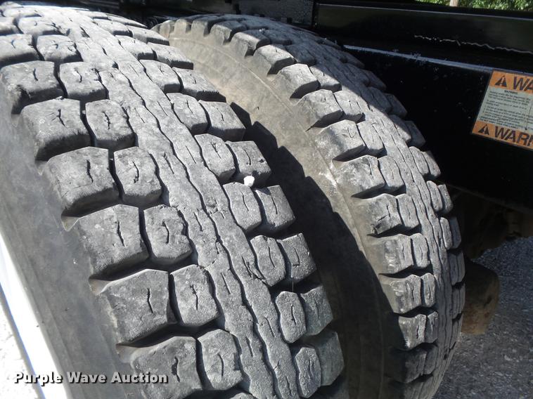 image for item DD7229 1994 White Gmc WG dump truck