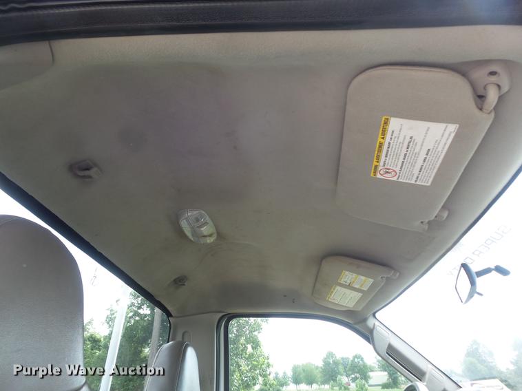 image for item DD7231 2008 Ford F250 Super Duty XL utility bed pickup truck