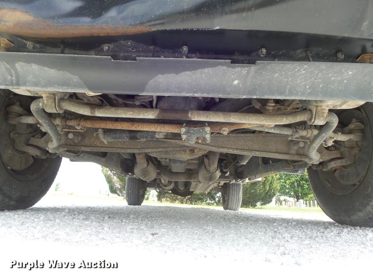 image for item DD7231 2008 Ford F250 Super Duty XL utility bed pickup truck