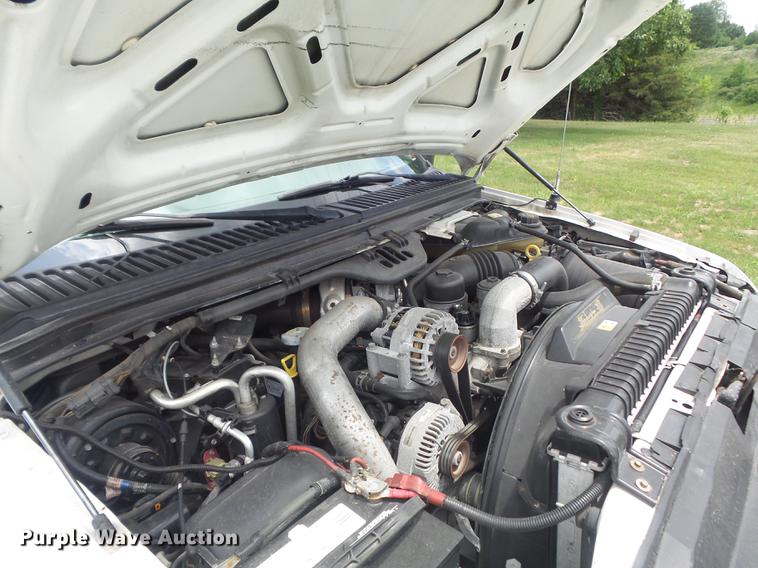 image for item DD7233 2007 Ford F550 Super Duty XL flatbed truck