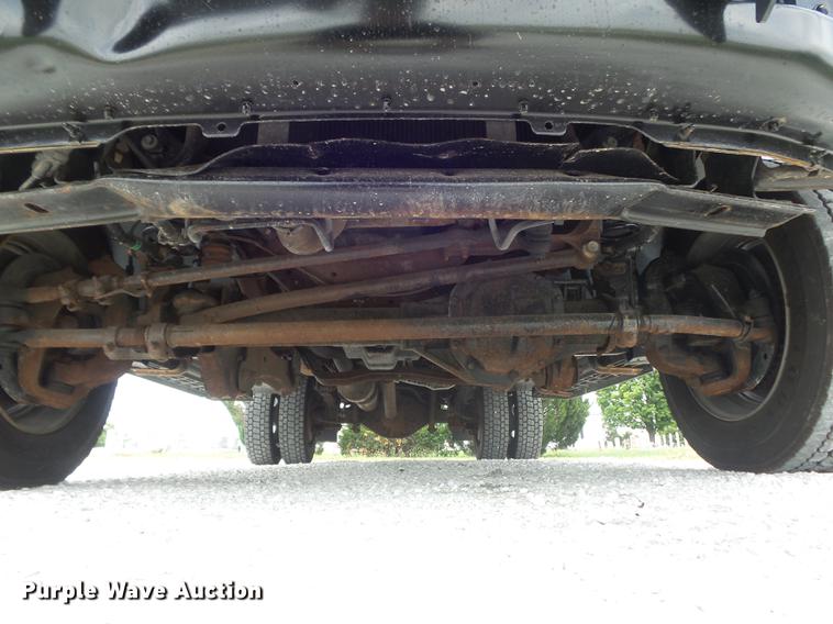 image for item DD7233 2007 Ford F550 Super Duty XL flatbed truck