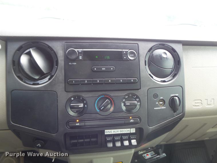 image for item DD7234 2008 Ford F450 Super Duty XL service truck