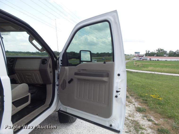 image for item DD7234 2008 Ford F450 Super Duty XL service truck