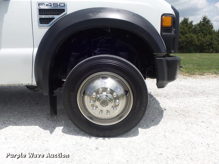 image for item DD7234 2008 Ford F450 Super Duty XL service truck