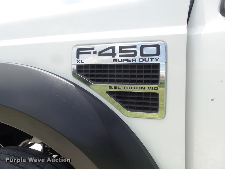 image for item DD7234 2008 Ford F450 Super Duty XL service truck