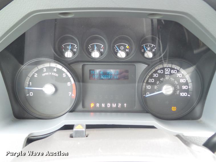 image for item DD7235 2012 Ford F250 Super Duty XL Crew Cab pickup truck