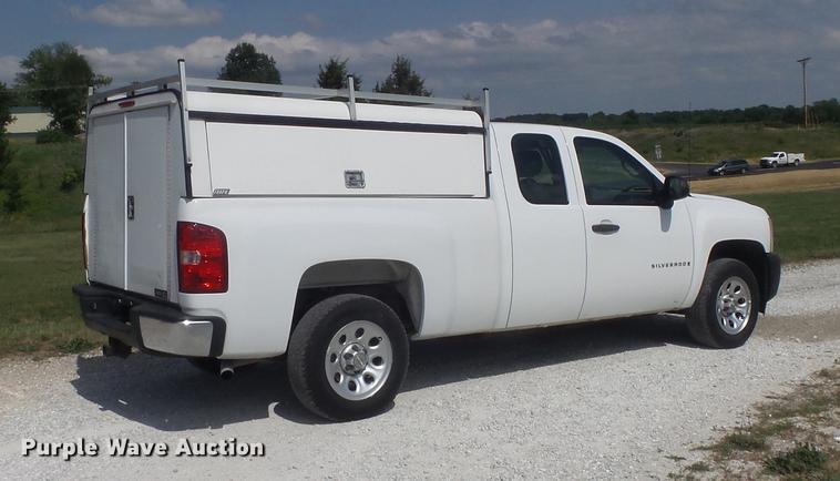 image for item DD7237 2008 Chevrolet Silverado 1500 Ext. Cab pickup truck